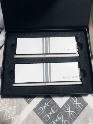 Memória ram 8x2 Asgard RGB 3200