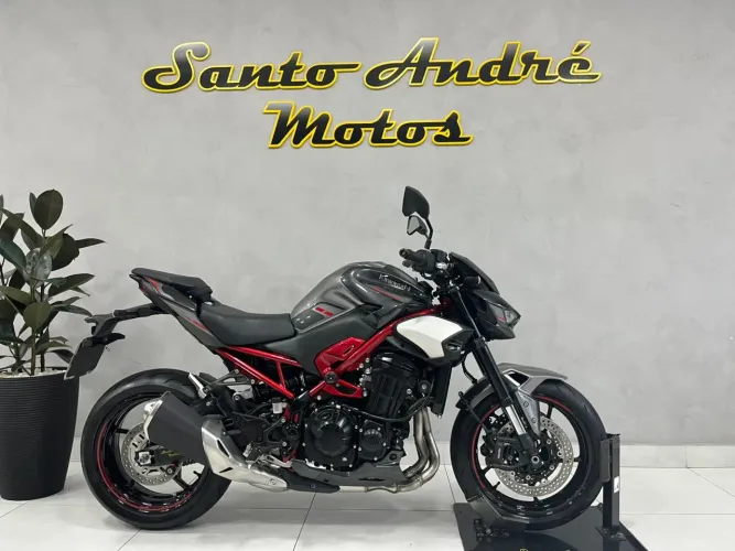 Kawasaki Z 900