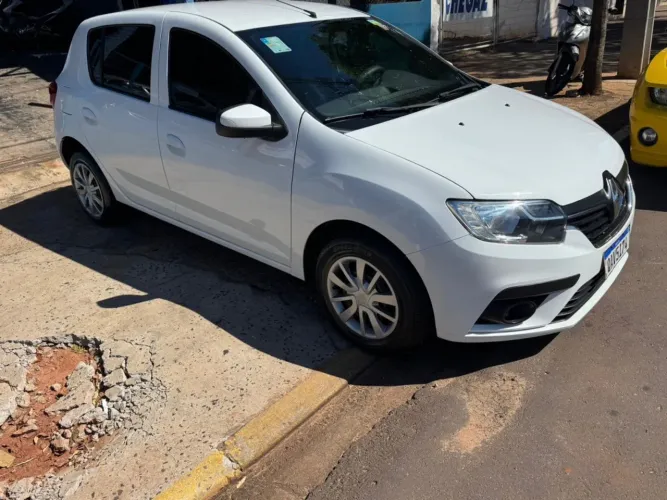 Renault Sandero Zen Flex 1.0 12V 5P Mec. 2021