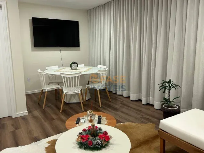 Excelente Chalé Mobiliado com 2 dormitórios à venda, 94 m² por R$ 960.000 - Bairro Varginh