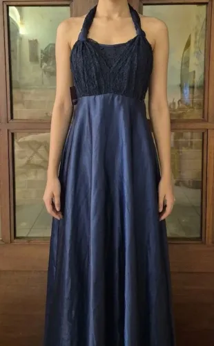 Vestido azul tomara que caia