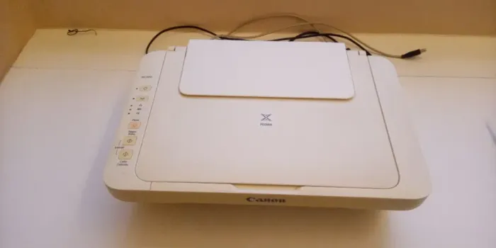 impressora Canon Pixma MG 2910. Não está funcionando. Serve para retirada de peças