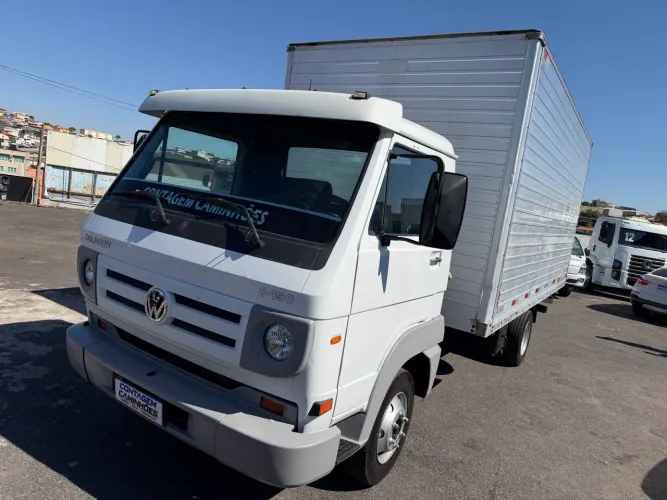 Vw 8150 delivery 2010 baú revisado pneus novos