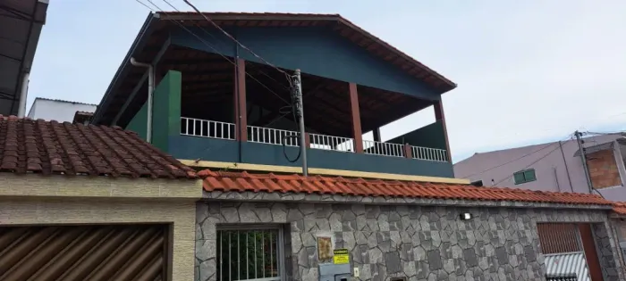 Oferta! Casa a venda em Petrópolis, Porteira Fechada, 6 qtos, sistema solar, financiável.