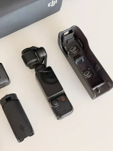 Câmera DJI OSMO POCKET 3 Creator Combo