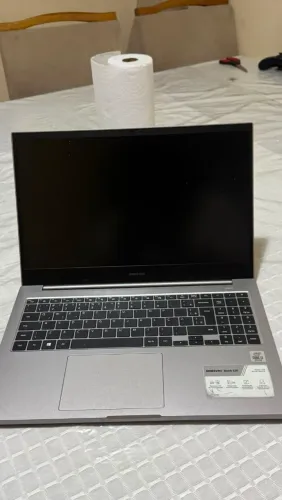 Notebook Samsung Windows 11 Home, Intel Core i3, 12GB, 1T SSD, 15.6'' Full HD LED