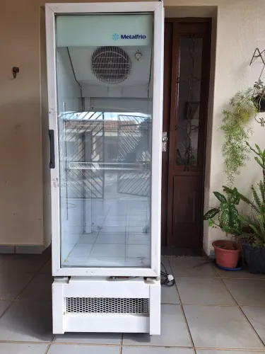 Expositor Metalfrio 230L (127v)