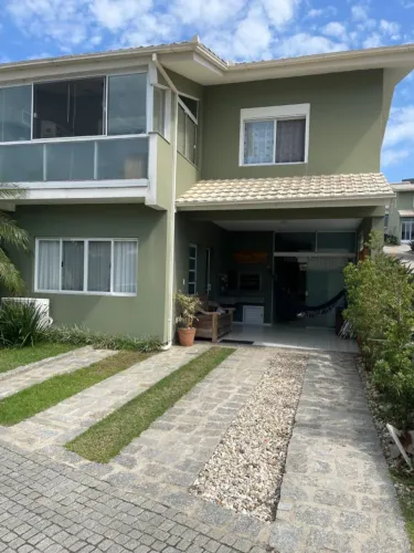 Casa em Condomínio na Praia Mole | 3 quartos | 300 metros do mar | Aceita Permuta