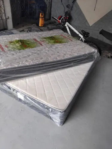 Cama Box tamanho padrão 1.40