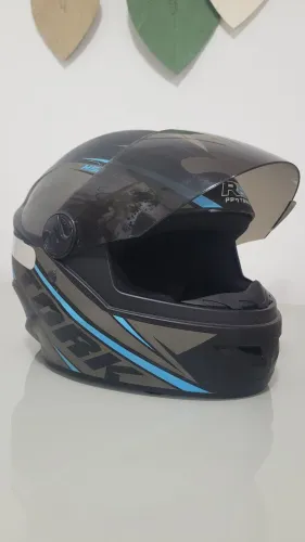 Capacete r8