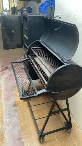 Pit Smoker usado 