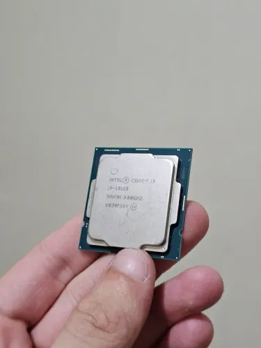 Intel Core i3-10100 4 Núcleos 8 Threads LGA1200