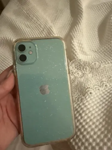 iPhone 11 verde água