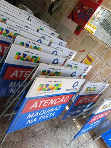 Letreiro em ACM, PVC expandido, chapa galvanizada. XPS