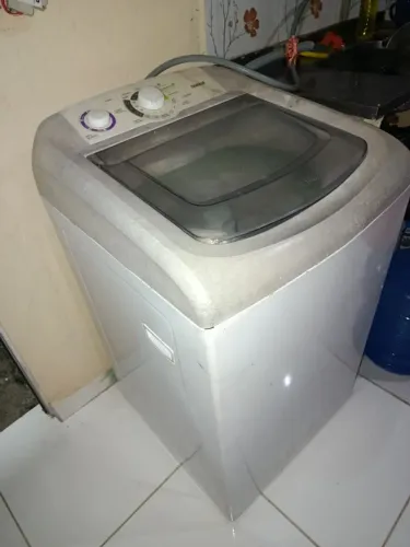 Máquina de lavar roupas ( Não faço entrega)