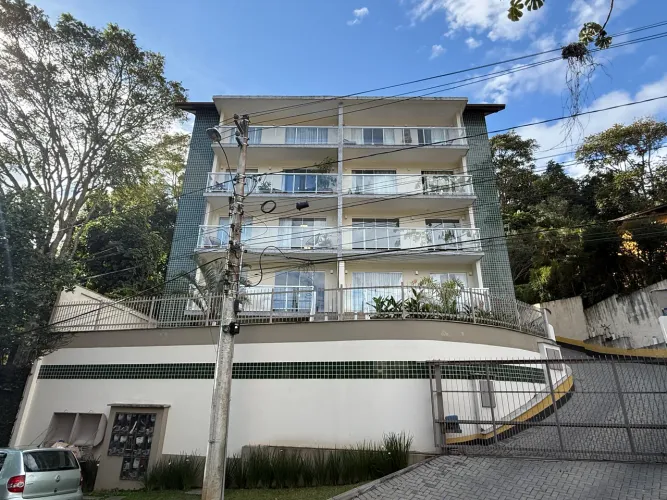 Apartamento novo, amplo com 3 quartos, 2 suítes, para locação no Cônego, Nova Friburgo RJ