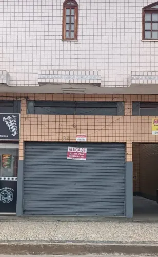 Loja com 2 salões na Rua Marechal Floriano Peixoto - Centro