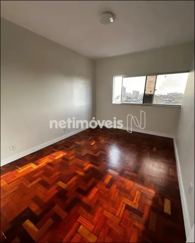 Apartamento 3 Quartos com Vista Livre em Brotas Próximo ao Hospital do Exército