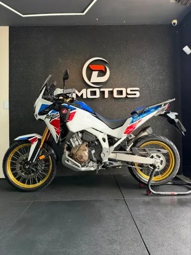 ÁFRICA TWIN ADV SPORTS DCT - 2024