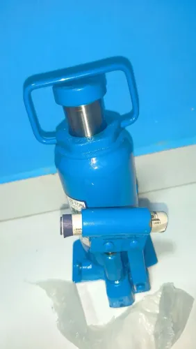Vendo macaco hidráulico 10T , nunca usado !