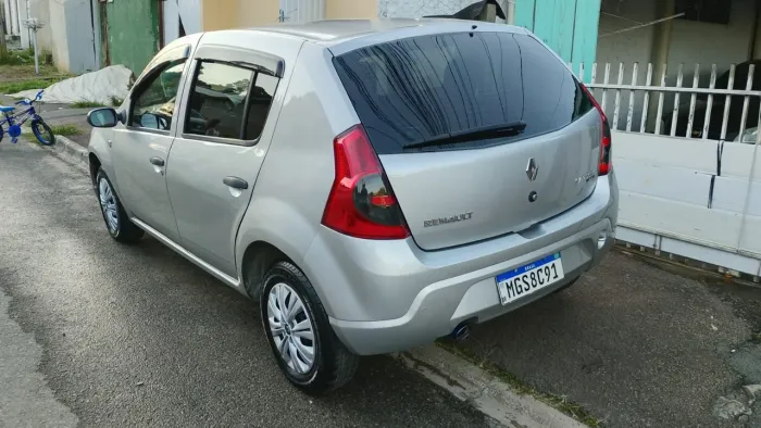 Renault Sandero Authentique Hi-flex 1.0 16V 5P 2008