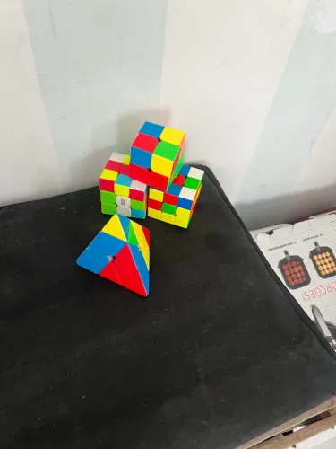 KIT DE 4 CUBOS MÁGICOS - PREMIUM