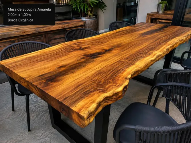 Mesa de sucupira amarela