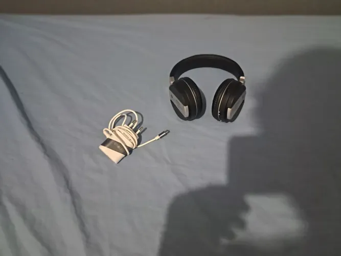 Fone de ouvido ? JBL