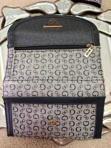 Carteira Guess comprada EUA