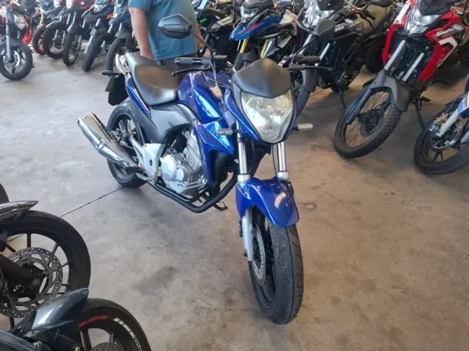 Honda CB300r 2011