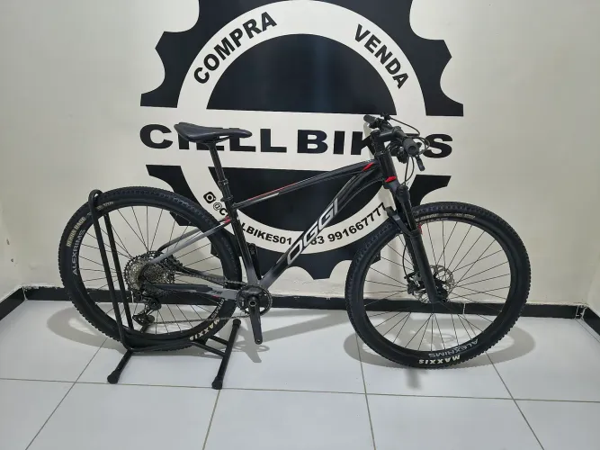 Vendo OGGI 7.6 aro 29 tamanho 17 documentada top demais fazemos entrega !