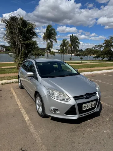 Ford Focus 1.6 S/se/se Plus Flex 8v/16v 5P 2014