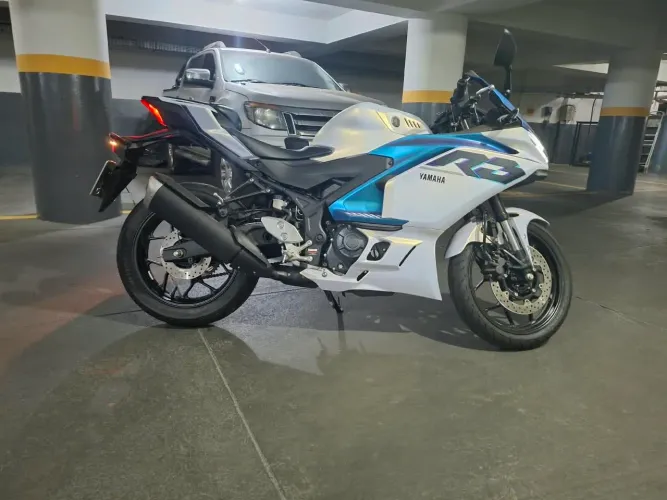 Yamaha R3 300cc
