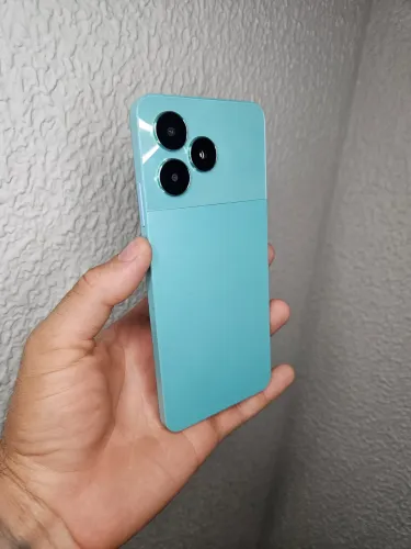 Realmi Note 50