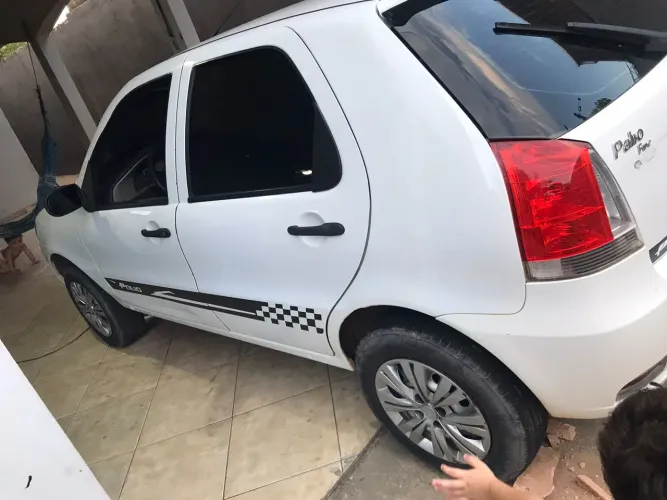 Fiat Palio 1.0 Economy Fire Flex 8V 2P 2013