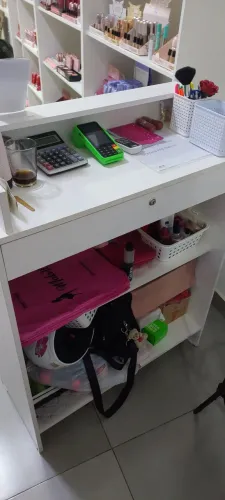 Prateleira para loja 