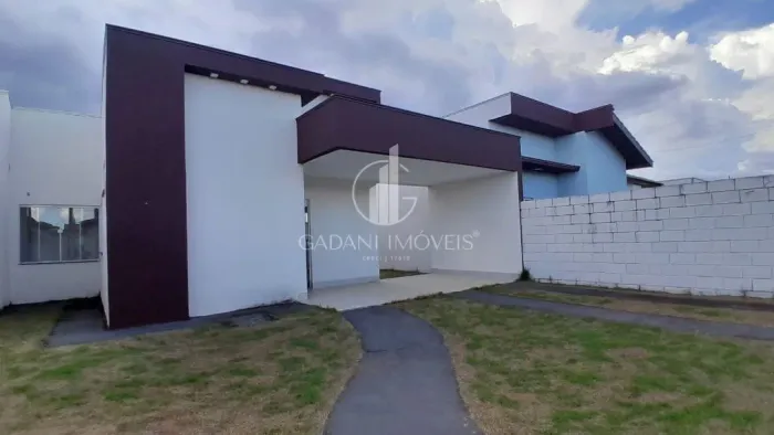 CASA DE 02 QUARTOS SENDO 01 SUÍTE A VENDA POR R$ 395.000,00 NO RESIDENCIAL SANTA CATARINA