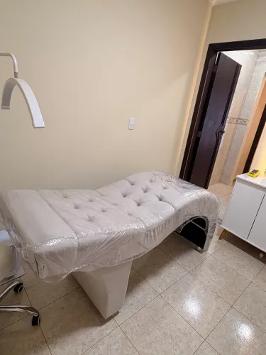 Maca Estética Facial Compacta
