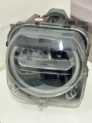 Farol Jeep Renegade 2021/ a 2026 funcionando 100%