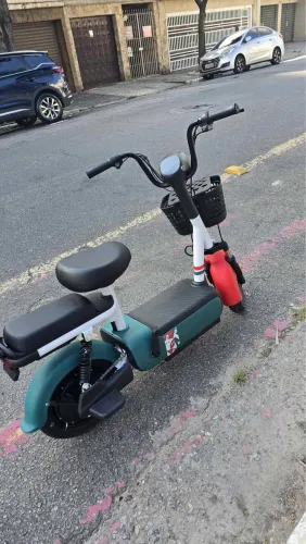 SCOOTER ELETRICA 800WTS LINDA