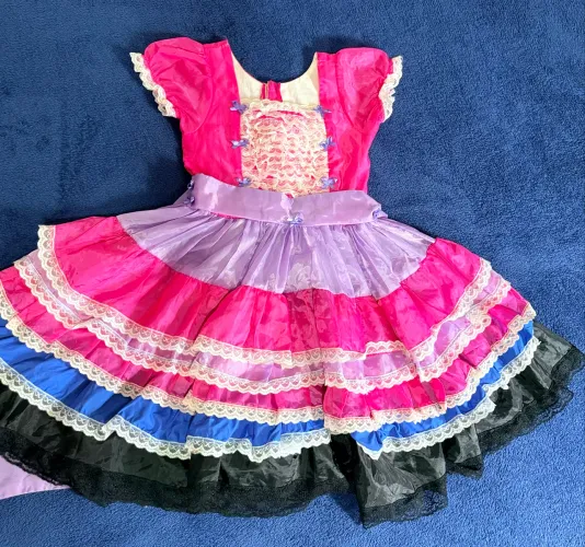 Vestido festa junina menina 5 -6 anos