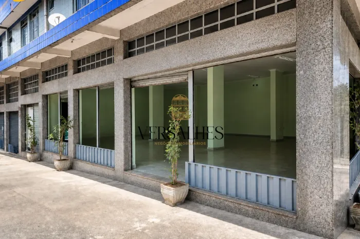 Loja para alugar com 02 banheiros, cozinha, 110 m² - Bairro Graça