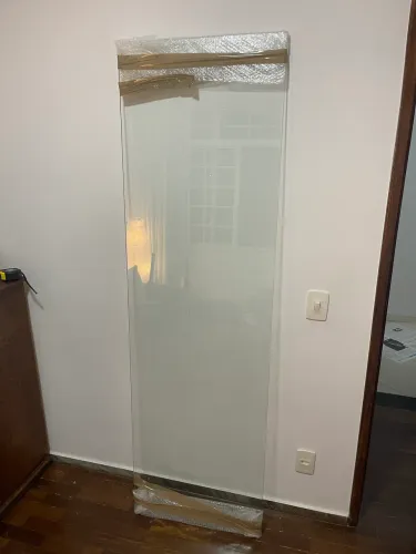 Bancada de Vidro 200x60cm