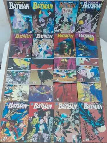 Livros A Saga do Batman Vols. 13 a 36 HQ 2022/23