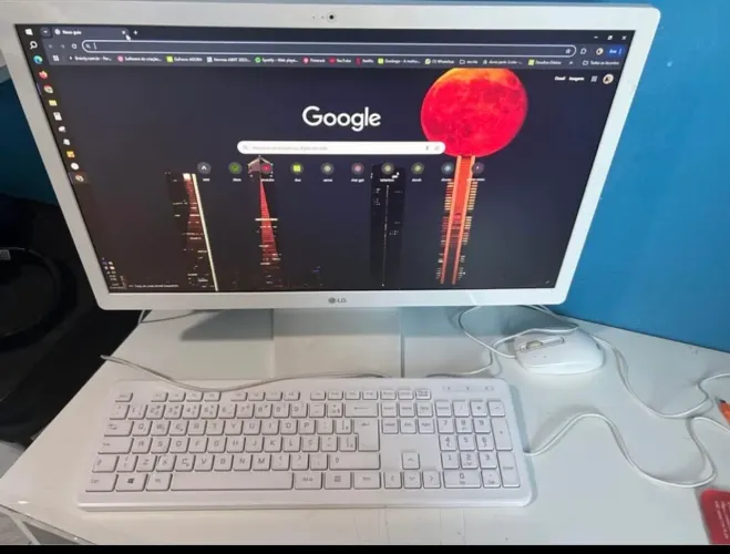 Computador de mesa LG
