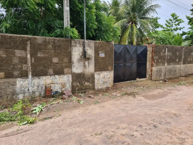sítio com uma casa.no ceará o valor do imóvelprecisando se reforma.l