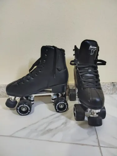 Patins Klassic Preto - 58mm x 32mm ABEC-5