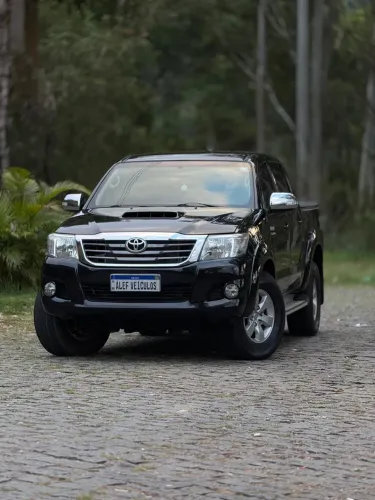 Toyota Hilux CD SRV D4-d 4X4 3.0 TDI Diesel AUT 2014