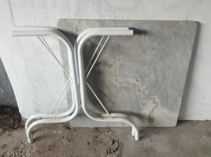 Mesa de Mármore 75x75 + 4 Cadeiras