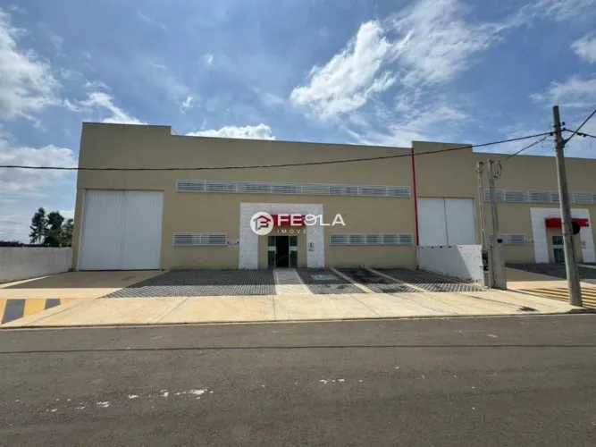 Galpão para alugar em Limeira, Parque Industrial Souza Queiroz, com 927 m²